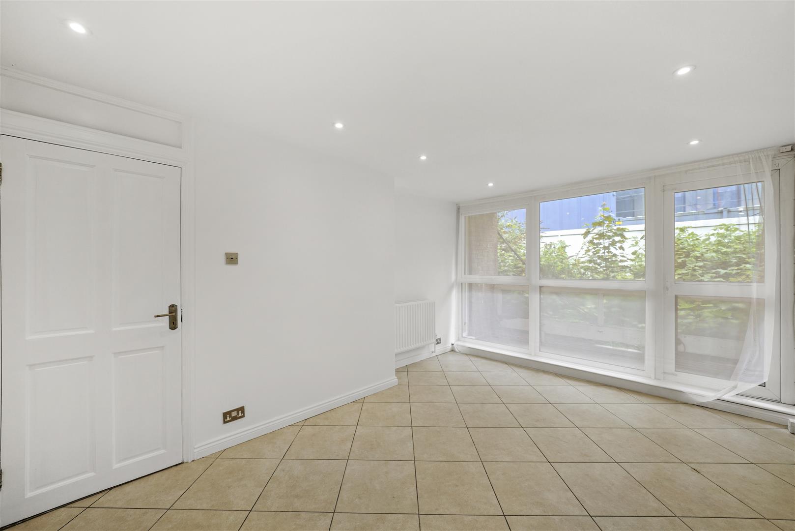 Cottage Grove, London